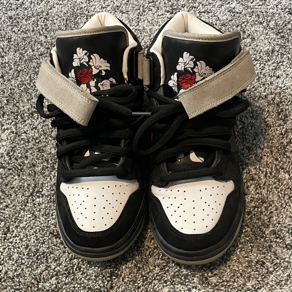 Nike Dunk Mid Premium SB November Rain